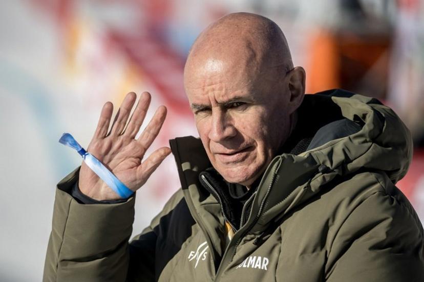 FIS President Johan Eliasch waves at the end of the FIS Alpine Ski World Cup 2025-2026, in St Moritz, south-eastern Switzerland on December 13, 2025.  Fabrice COFFRINI / AFP