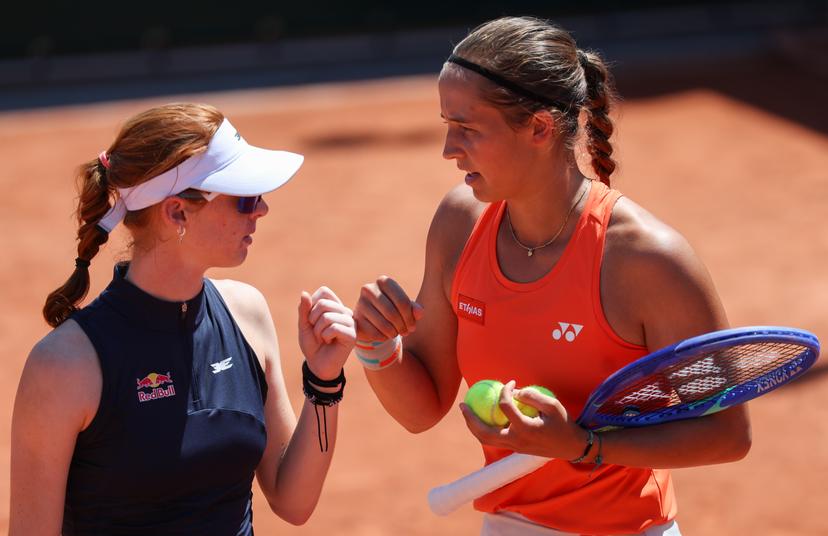 Australian Maya Joint and Belgian Hanne Vandewinkel pictured during a first round match in the women's doubles between Belgian/Australian pair Vandewinkel/Joint and French pair Jeanjean/Ponchet at the Roland Garros French Open tennis tournament, in Paris, France, Wednesday 27 May 2026. This year's tournament takes place from 18 May to 07 June. BELGA PHOTO VIRGINIE LEFOUR