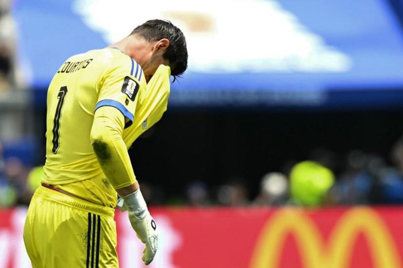 Belgium's goalkeeper #01 Thibaut Courtois leaves the pitch after an injury during the 2026 World Cup football tournament quarter-final match between Spain and Belgium at the Los Angeles Stadium in Inglewood on July 10, 2026.   Paul ELLIS / AFP