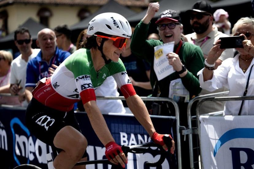 UAE Italian rider Elisa Longo Borghini arrives at the pre-stage presentation ahead of the 9th stage of the Giro d'Italia Women 2026 between Saluzzo and Saluzzo in Saluzzo on June 7, 2026.  MARCO BERTORELLO / AFP