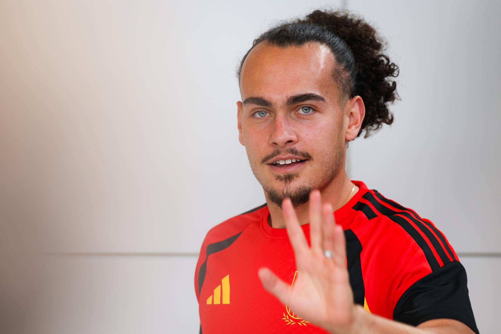 Belgium's Arthur Theate leaves after a press conference of Belgian national soccer team Red Devils in their base camp, home of the Seattle Sounders, Renton, Seattle, USA, on Tuesday 23 June 2026. Devils have two draw games so far and a third game to play on the 27th of June. BELGA PHOTO BRUNO FAHY