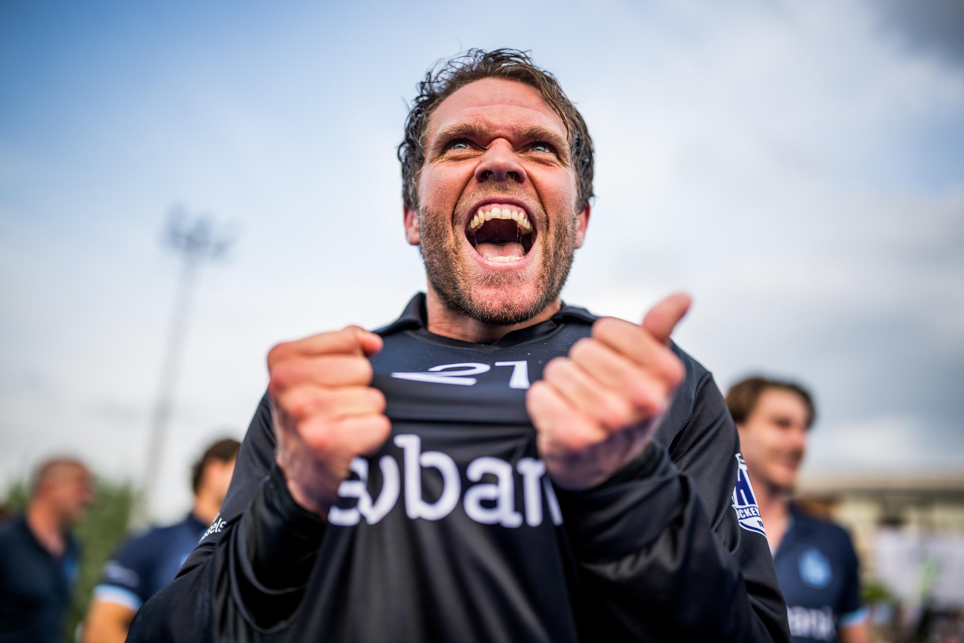 Oree's goalkeeper Vincent Vanasch celebrate after winning a hockey game between Royal Oree and Gantoise, Saturday 31 May 2025 in Gent, the finals of the men's Dr. Oetker Cup. Launched in the 2024-2025 season, the new Dr. Oetker Hockey Cup brings together all teams playing in the Belgian League, regardless of their division. BELGA PHOTO JASPER JACOBS