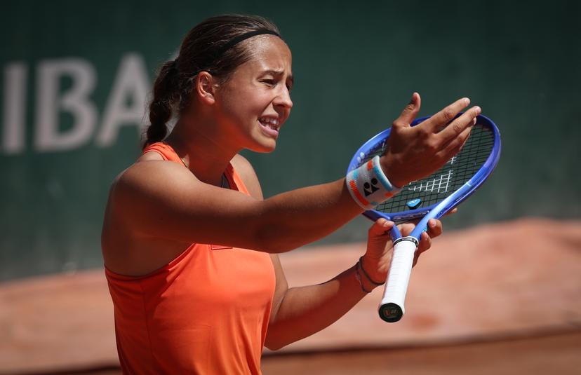 Belgian Hanne Vandewinkel looks dejected during a first round match in the women's doubles between Belgian/Australian pair Vandewinkel/Joint and French pair Jeanjean/Ponchet at the Roland Garros French Open tennis tournament, in Paris, France, Wednesday 27 May 2026. This year's tournament takes place from 18 May to 07 June. BELGA PHOTO VIRGINIE LEFOUR