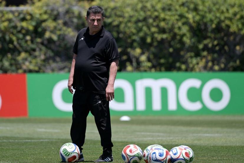 Iran's head coach Amir Ghalenoei takes part in a training session ahead of Iran's FIFA World Cup 2026 Group G football match against Belgium at Centro Xoloitzcuintle in Tijuana on June 18, 2026.  Guillermo Arias / AFP