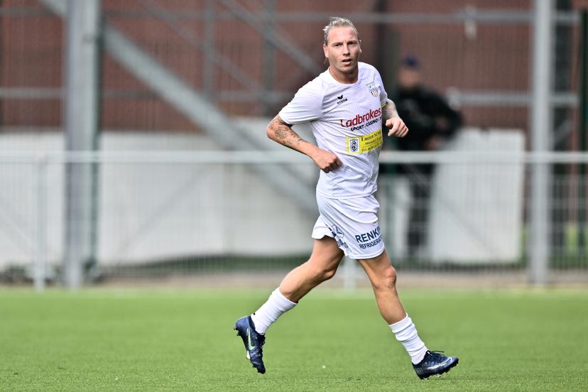 Vise's Jonathan Legear pictured during a soccer game between URSL Vise (First amateur division) and SK Beveren (1b 2nd division), in Vise, Sunday 25 September 2022, in the fifth round of the 'Croky Cup' Belgian cup. BELGA PHOTO JOHAN EYCKENS