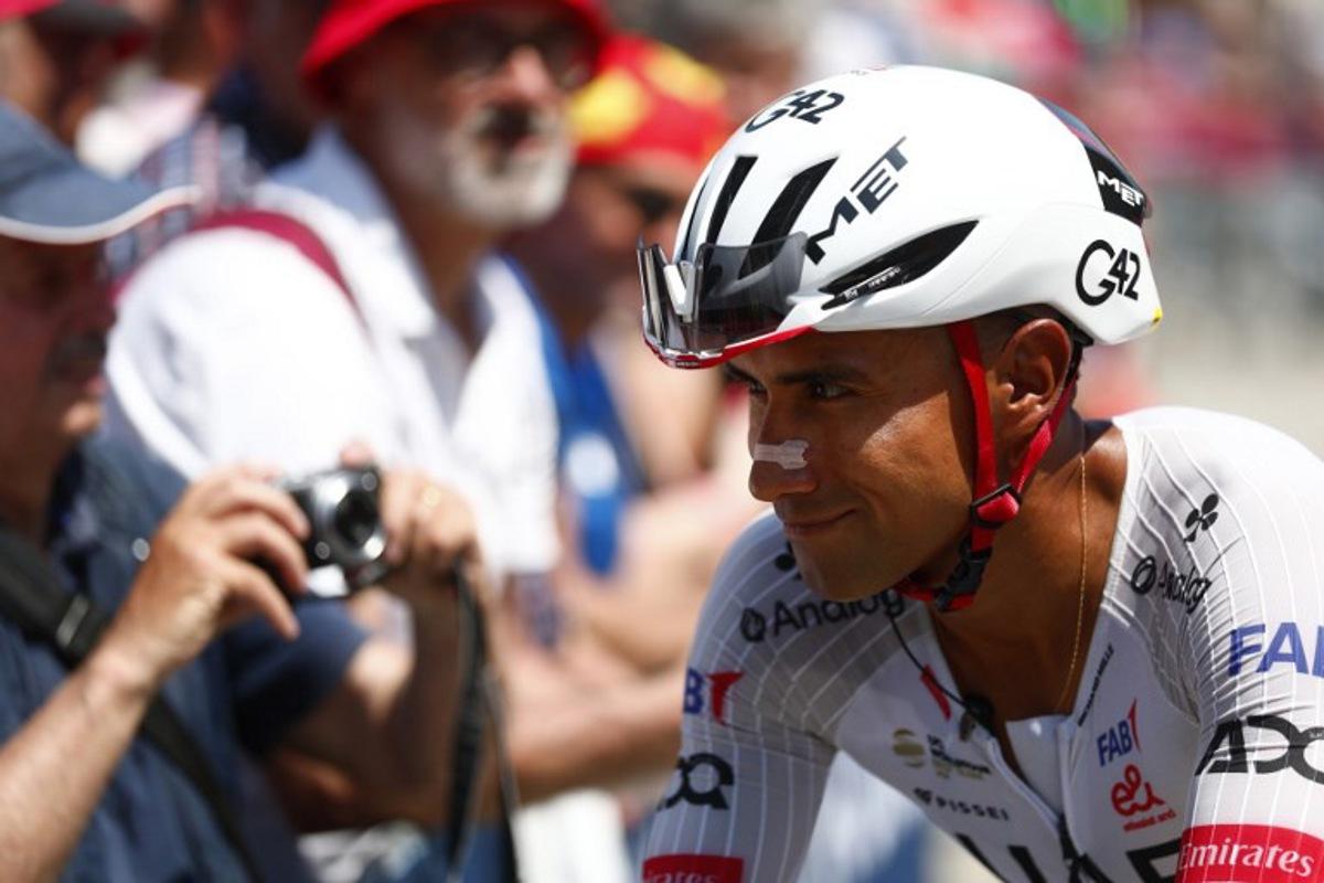 UAE Team Emirates - XRG Ecuadorian rider Jhonatan Narvaez  looks on prior the 17th stage of the Giro d'Italia 2026 - Tour of Italy cycling race between Cassano d'Adda and Andalo, Italy, on May 27, 2026.  Luca Bettini / AFP