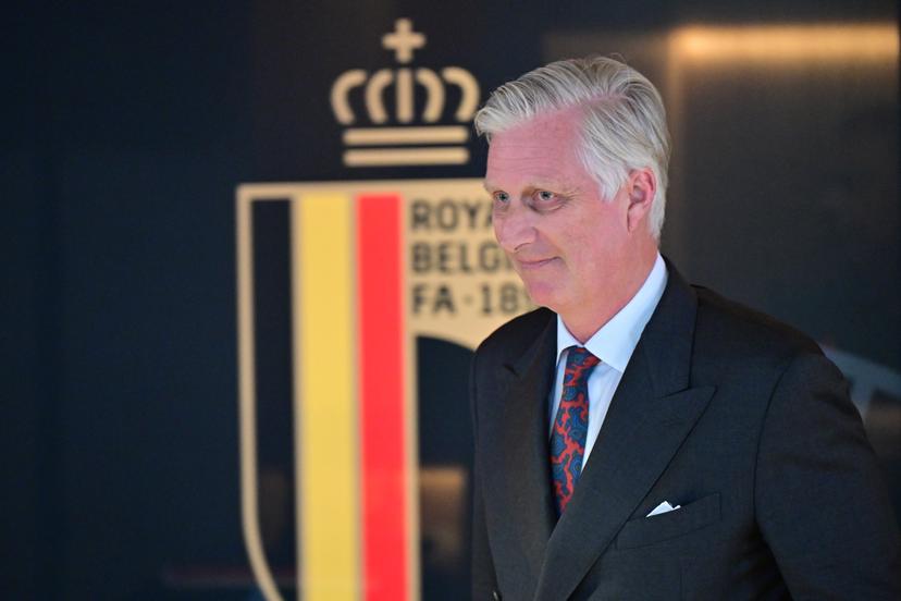 King Philippe - Filip of Belgium pictured during a visit to the Proximus Basecamp in Tubize, Tuesday 21 April 2026. Belgian king is on a two-day interregional business visit to Flanders and Wallonia, organized with the Flemish and Walloon business networks VOKA and AKT, with 40 business leaders from both regions. BELGA PHOTO DIRK WAEM