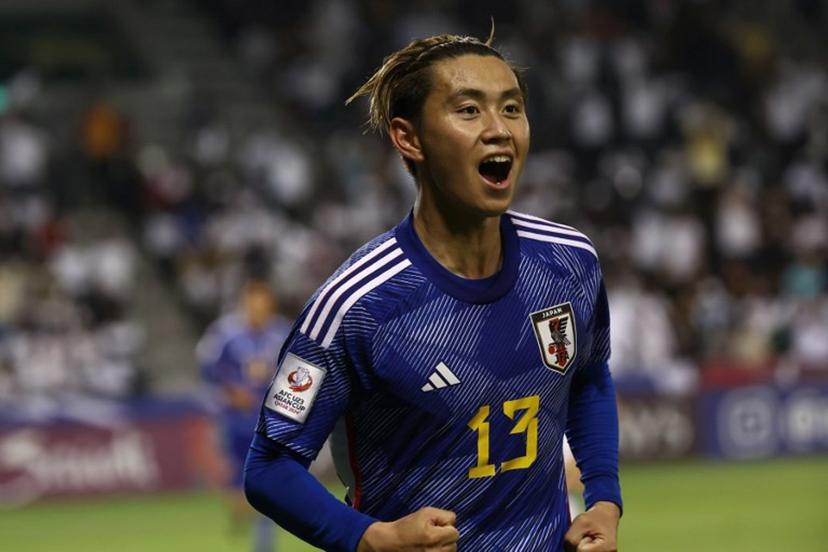 Japan's forward Ryotaro Araki celebrates scoring his team's second goal during the U23 AFC Qatar 2024 Asian Cup semi-final match between Japan and Iraq at Jassim Bin Hamad Stadium in Doha on April 29, 2024.  KARIM JAAFAR / AFP