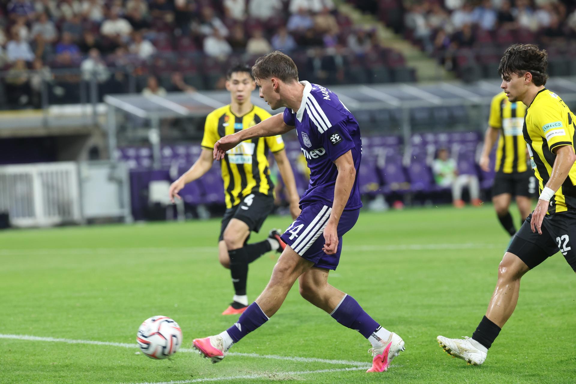 Anderlecht's Danylo Sikan pictured celebrating after a goal during a soccer game between Belgian soccer team RSC Anderlecht and Kazakh Kairat Almaty, Thursday 27 August 2026 in Brussels, in on the return leg of the play-off round for the UEFA Europa League phase. BELGA PHOTO VIRGINIE LEFOUR