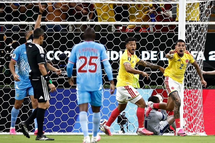 Colombia's defender #02 Daniel Munoz celebrates a goal which was later disallowed during the 2026 World Cup Group K football match between Colombia and Democratic Republic of Congo at the Guadalajara Stadium in Zapopan on June 23, 2026.   Ulises RUIZ / AFP