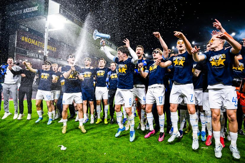 Club's players celebrate after winning the title at a soccer match between KV Mechelen and Club Brugge KV, Thursday 21 May 2026 in Mechelen, on the ninth day of the Champion's Play-offs of the 2025-2026 'Jupiler Pro League' first division of the Belgian championship. BELGA PHOTO TOM GOYVAERTS