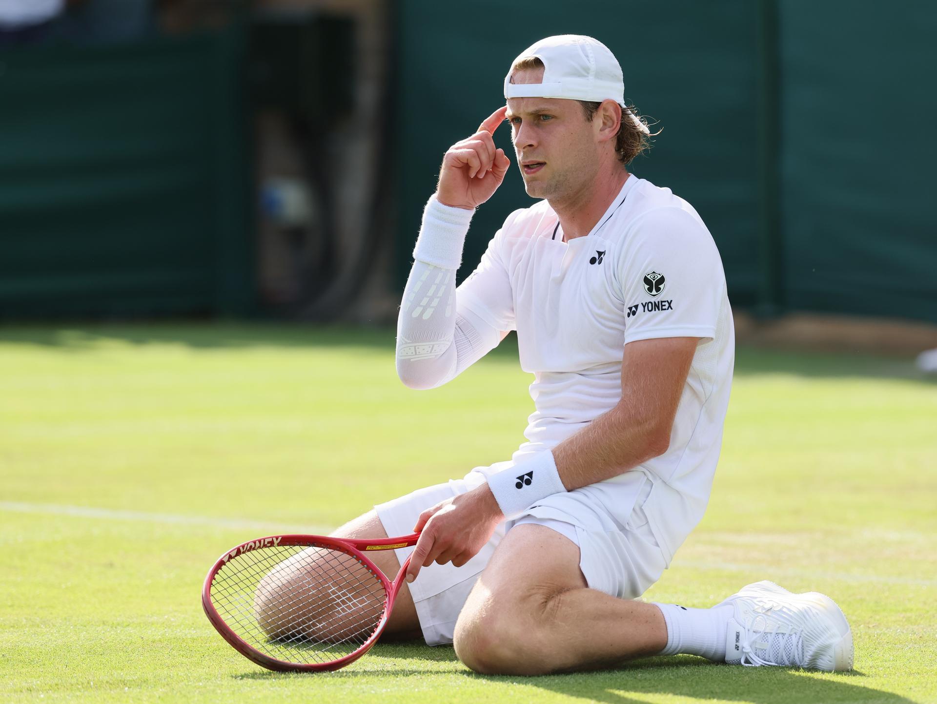 Belgian Zizou Bergs celebrates winning his match, a first round game between French Humbert and Belgian Bergs in the Men's singles at the Wimbledon grand slam tennis tournament in London, Britain, Tuesday 30 June 2026.  BELGA PHOTO BENOIT DOPPAGNE