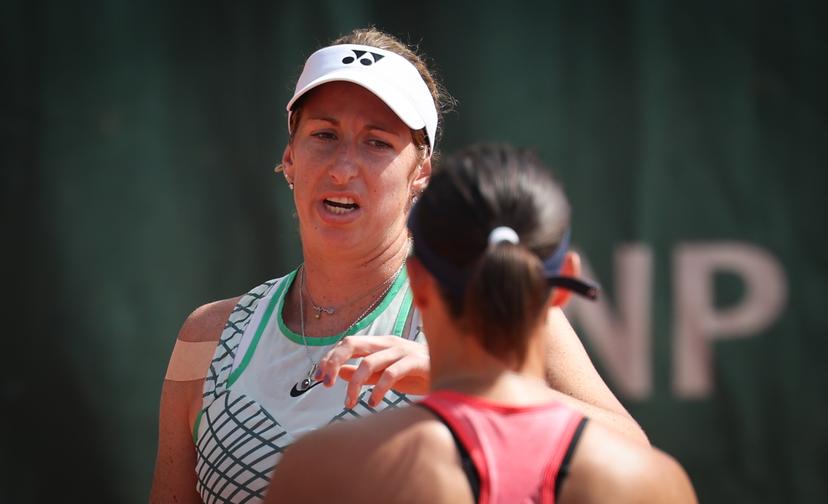Belgian Magali Kempen and Slovenian Andreja Klepac celebrate during a doubles tennis match between Brazilian-Argentinian pair Martins-Sierra and Belgian-Slovenian pair Kempen-Klepac, in the second round of the women's doubles at the Roland Garros French Open tennis tournament, in Paris, France, Saturday 30 May 2026. This year's tournament takes place from 18 May to 07 June. BELGA PHOTO VIRGINIE LEFOUR