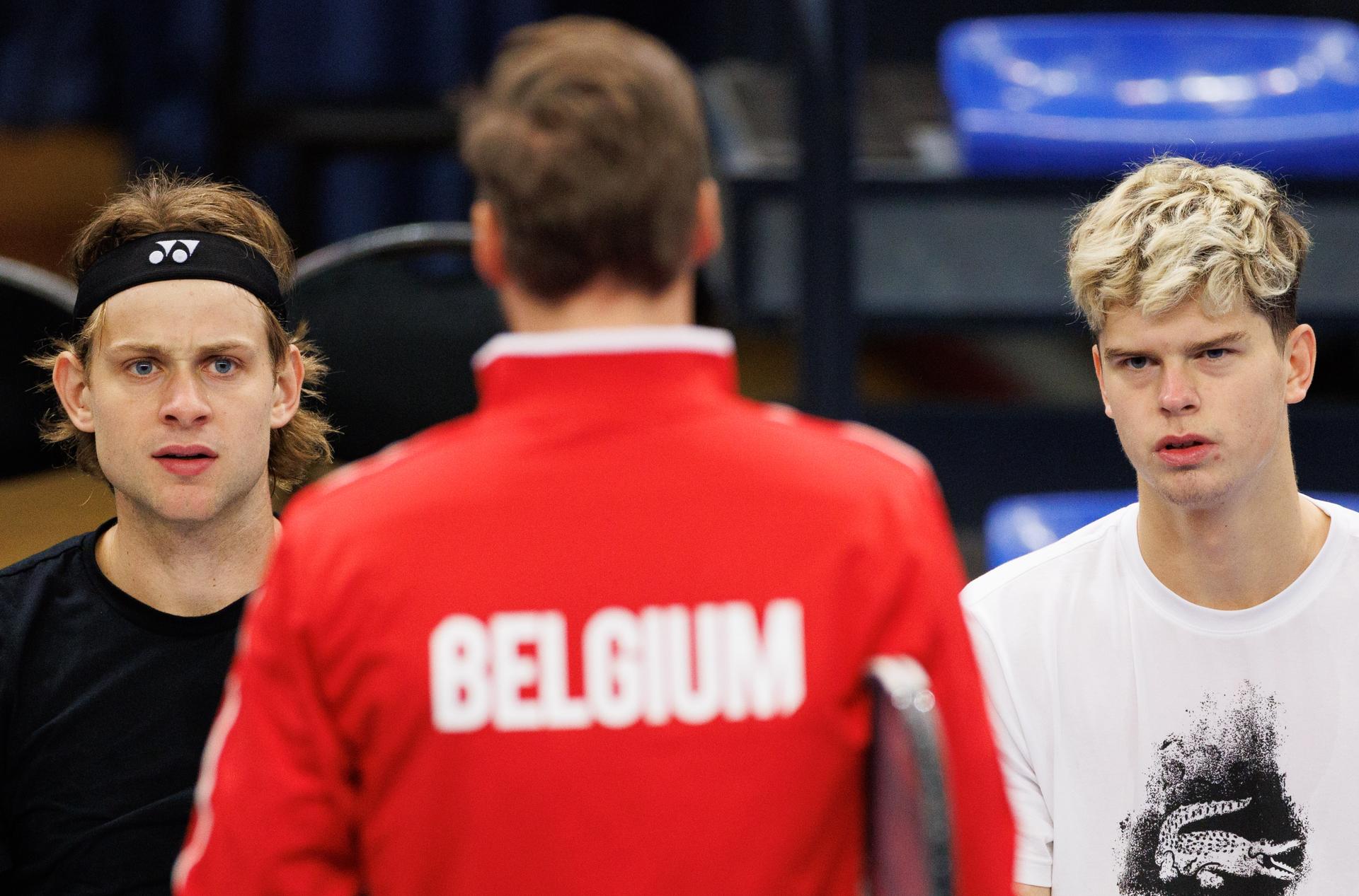 Belgian Zizou Bergs and Belgian Alexander Blockx pictured duringa a training practice ahead of the qualifiers of the Davis Cup World Group tennis meeting between Belgium and Chile, Friday 31 January 2025, in Hasselt. BELGA PHOTO BENOIT DOPPAGNE