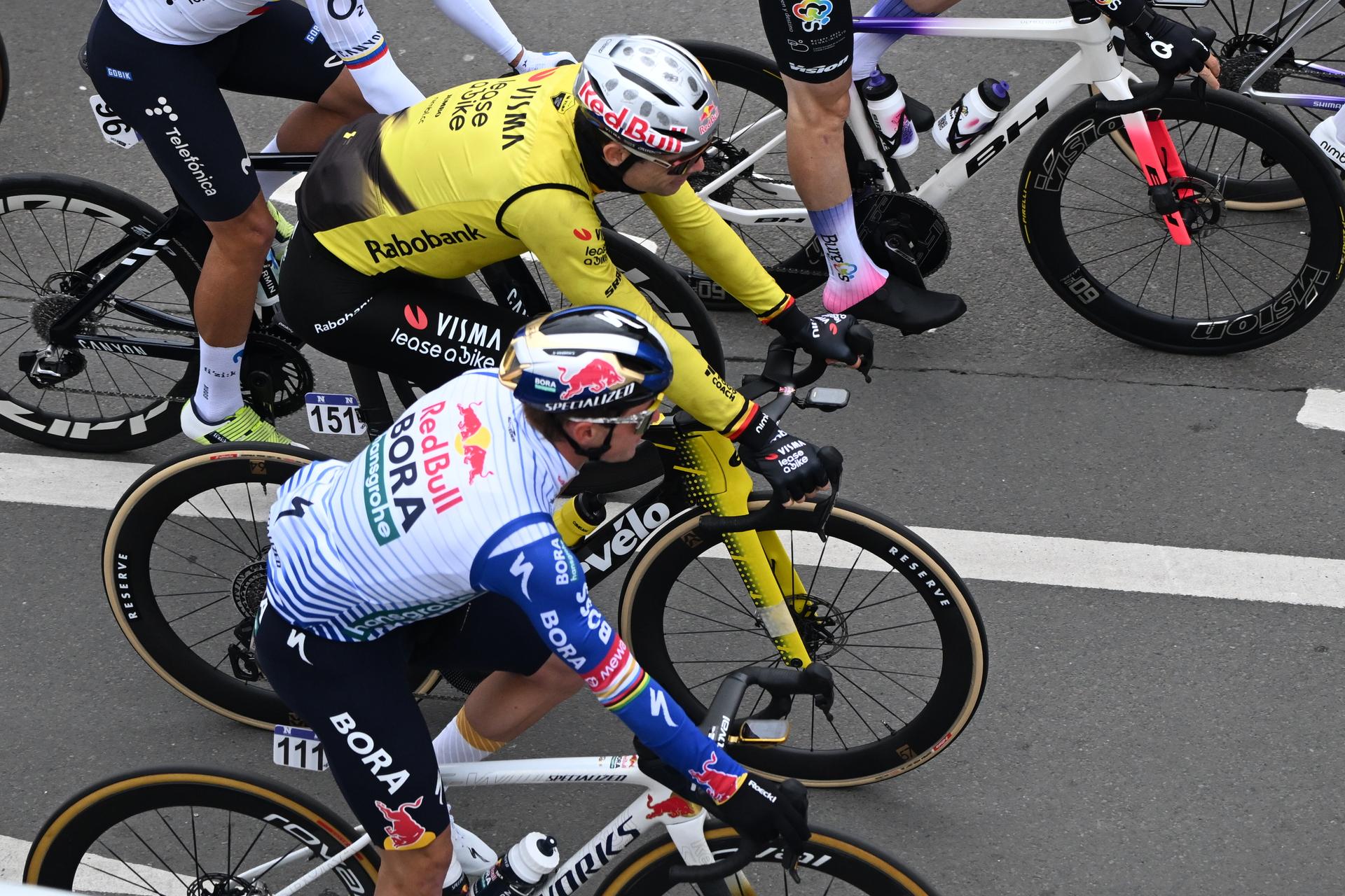Belgian Remco Evenepoel of Red Bull-BORA-hansgrohe and Belgian Wout van Aert of Team Visma-Lease a Bike pictured at the start of the men's race of the 'Ronde van Vlaanderen/ Tour des Flandres/ Tour of Flanders' UCI WorldTour one day cycling race, 278 km from Antwerp to Oudenaarde, Sunday 05 April 2026. BELGA PHOTO ELIAS ROM