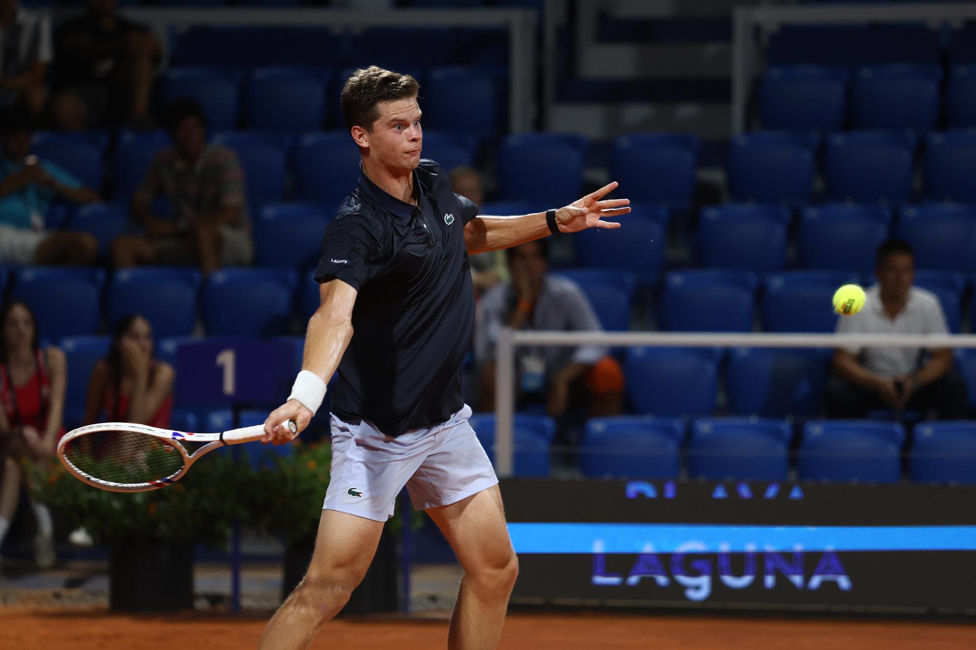 Alexander Blockx of Belgium competes during the first round match against Titouan Droguet of France at the ATP Croatia Open Umag at Stadium "Goran Ivanisevic" on July 14, 2026. in Umag, Croatia. Photo: Srecko Niketic/PIXSELL BELGIUM ONLY