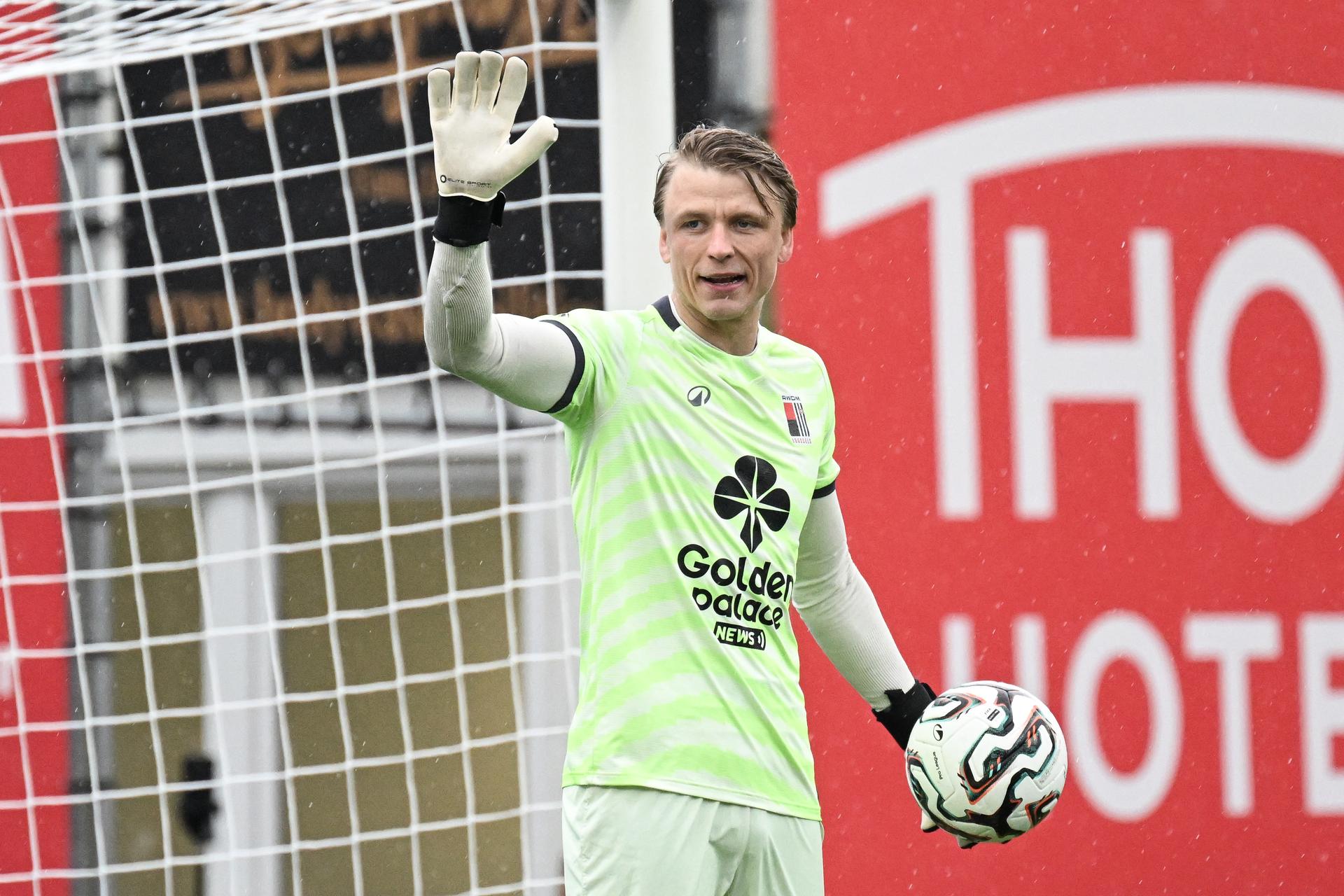 Rwdm's goalkeeper Bill Lathouwers pictured in action during a soccer game between RWDM Brussels and Rsca Futures, Saturday 11 April 2026 in Brussels, on day 33 of the 2025-2026 'Challenger Pro League' 1B second division of the Belgian championship. BELGA PHOTO MAARTEN STRAETEMANS