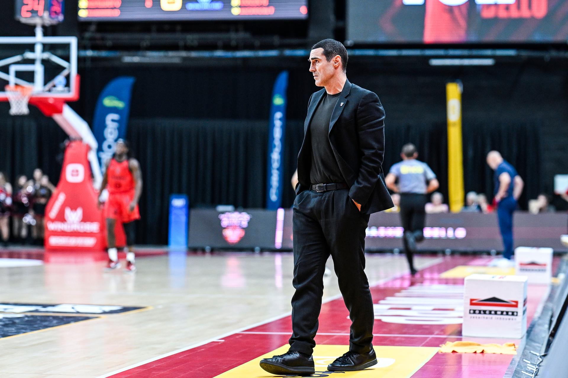 Antwerp's head coach Roel Moors pictured during a basketball match between Antwerp Giants and BC Oostende, Thursday 04 June 2026, in Antwerp, on the first round (out of 5) of the Final of the Playoffs of the 'BNXT League' Belgian/ Dutch first division basket championship. BELGA PHOTO TOM GOYVAERTS