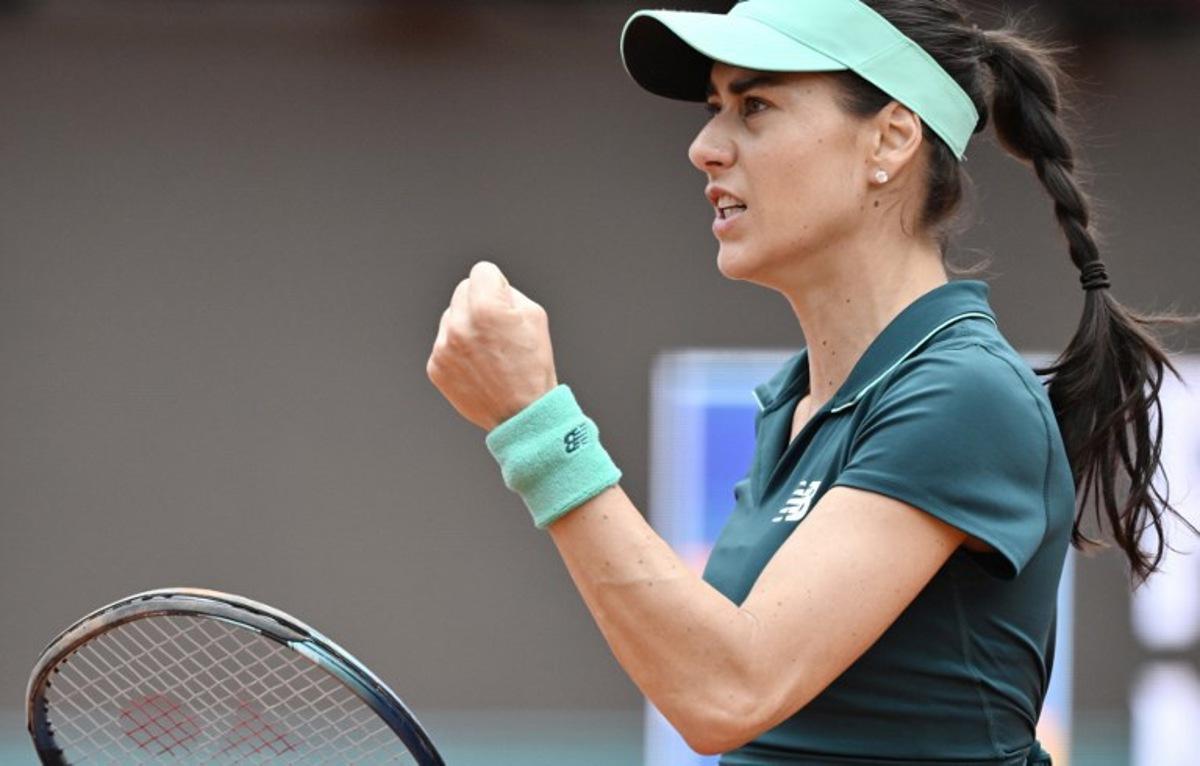 Romania's Sorana Cirstea celebrates a point against Latvia's Jelena Ostapenko during the ATP Rome Open tennis tournament at Foro Italico in Rome on May 12, 2026.   Tiziana FABI / AFP
