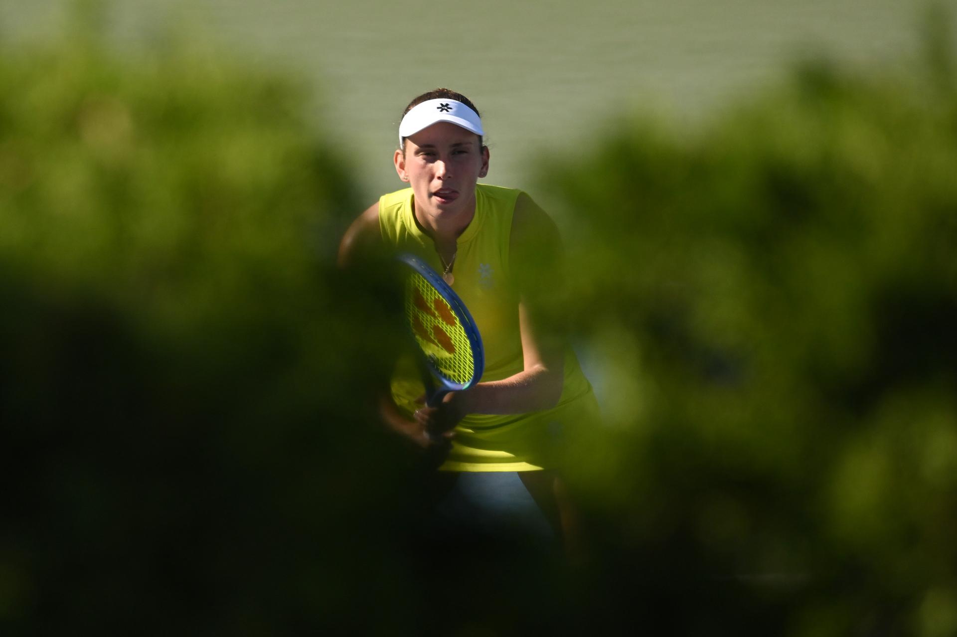 Belgian Elise Mertens (yellow) pictured during a tennis match with Kudermetova against US pair Brantmeier-Hamilton, in the second round of the women's doubles of the 2025 US Open Grand Slam tennis tournament in New York City, USA, Saturday 30 August 2025. BELGA PHOTO TONY BEHAR