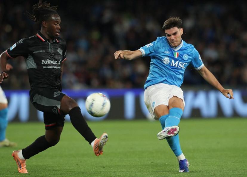 Napoli's Spanish defender #3 Miguel Gutierrez Ortega (R) kicks the ball during the Italian Serie A football between match SSC Napoli and US Cremonese at the Diego Armando Maradona Stadium in Napoli, on April 24, 2026.  CARLO HERMANN / AFP