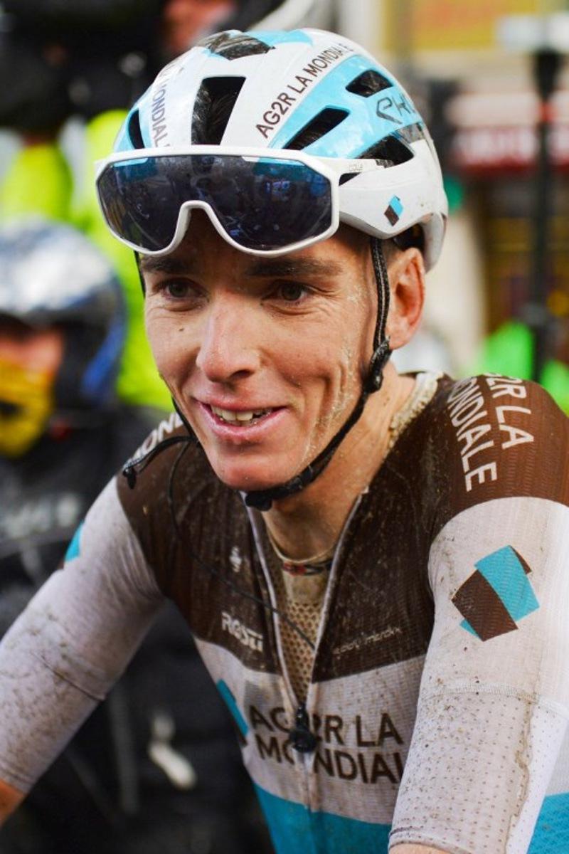 French rider of Team AG2R La Mondiale Romain Bardet reacts after crossing the finish line at the end of the 114th edition of the 213 km Paris-Tours one-day cycling race, in Tours, central France, on October 11, 2020. Team Sunweb's Danish rider Casper Pedersen won ahead Benoist Cosnefroy and Danish rider of team Team Sunweb Joris Nieuwenhuis. GUILLAUME SOUVANT / AFP