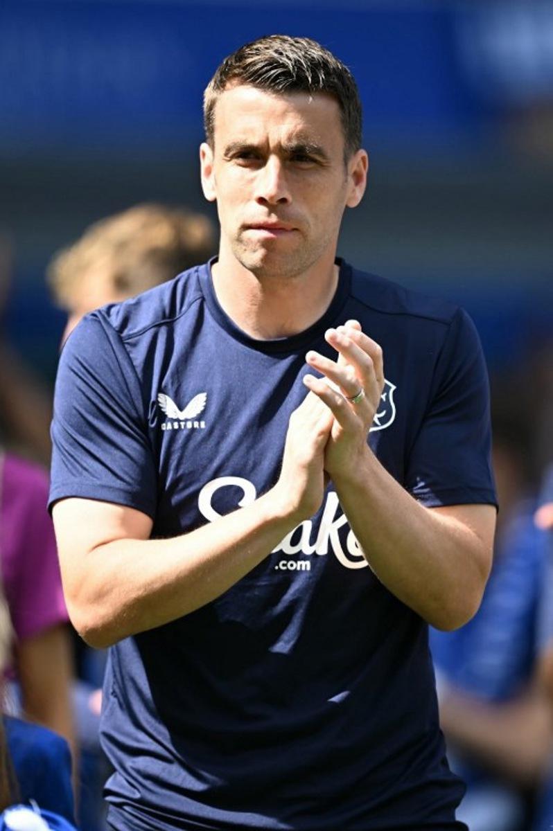Everton's Irish defender #23 Seamus Coleman applauds the fans during the post-match celebrations after the English Premier League football match between Everton and Southampton at Goodison Park in Liverpool, north west England on May 18, 2025, Everton's final premier league fixture played at the stadium, their home since 1892.  Paul ELLIS / AFP