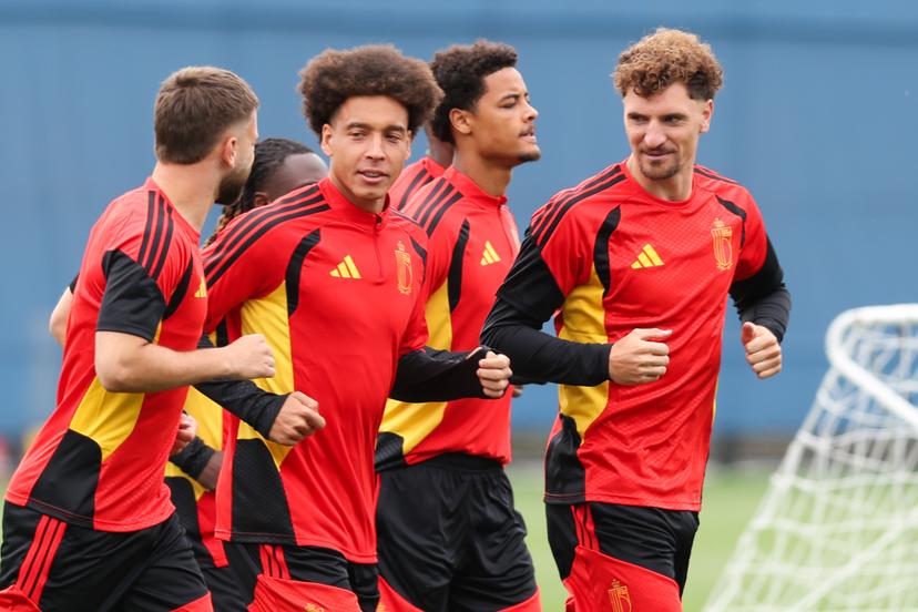 Belgium's Axel Witsel, Belgium's Koni De Winter and Belgium's Thomas Meunier pictured during a training session of Belgian national soccer team Red Devils in their base camp, home of the Seattle Sounders, Renton, Seattle, USA, on Thursday 25 June 2026. The Rode Duivels-Diables Rouges have two draw games so far and a third game to play on the 27th of June. BELGA PHOTO BRUNO FAHY