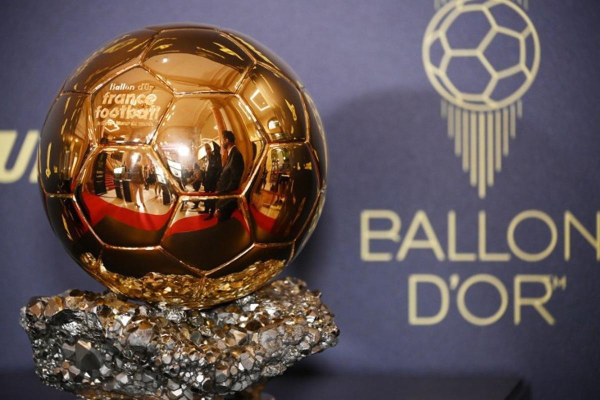 This picture taken on October 17, 2022 shows the trophy prior the 2022 Ballon d'Or France Football award ceremony at the Theatre du Chatelet in Paris.  FRANCK FIFE / AFP