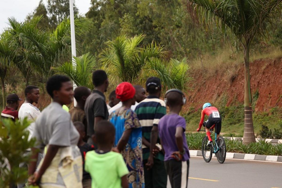 Chinese rider Haoyu Su competes in the men's Elite Individual Time Trial cycling event during the UCI 2025 Road World Championships, in Kigali, on September 21, 2025.  Anne-Christine POUJOULAT / AFP