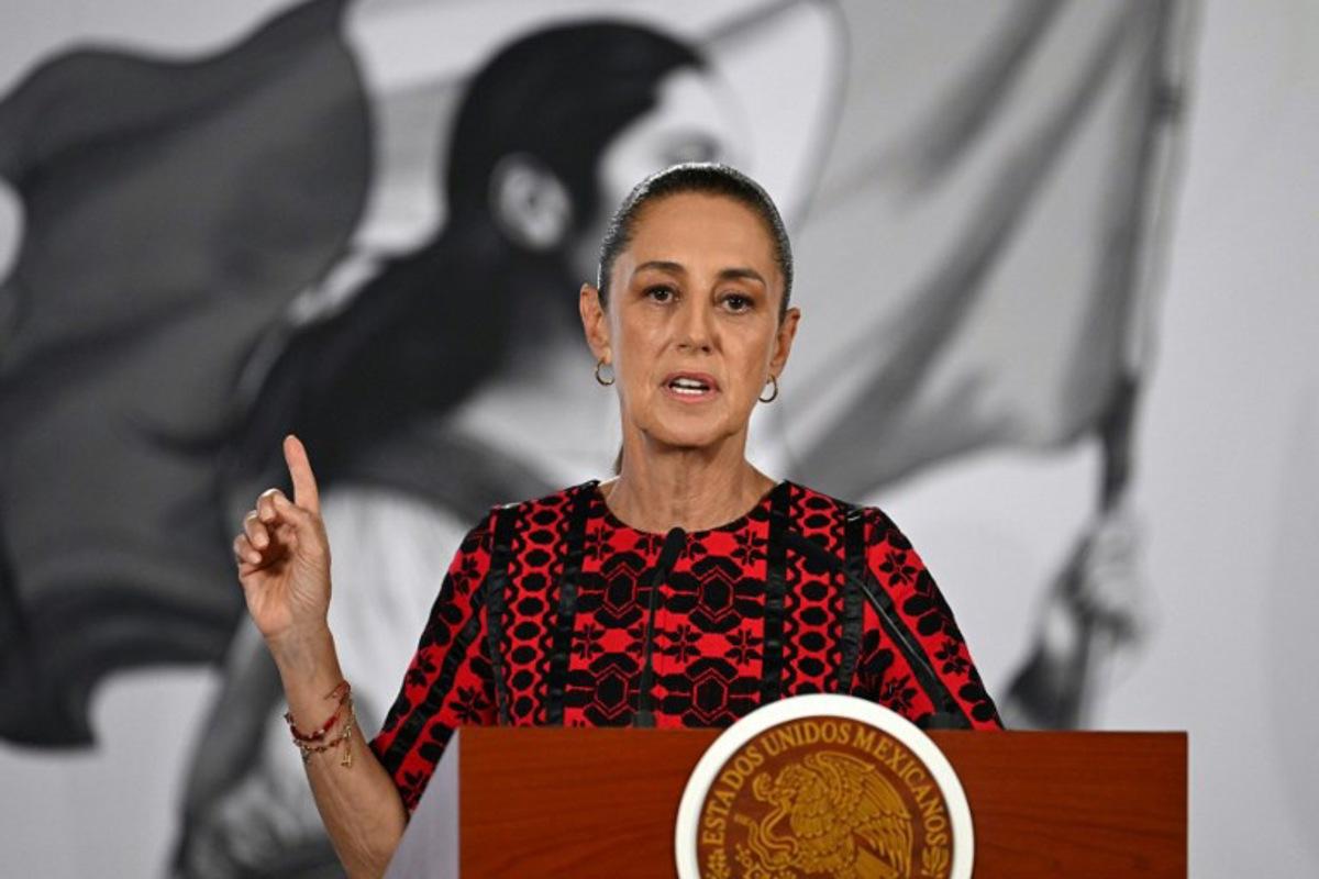 Mexico's President Claudia Sheinbaum speaks during her daily press conference at Palacio Nacional in Mexico City on June 10, 2026.  Yuri CORTEZ / AFP
