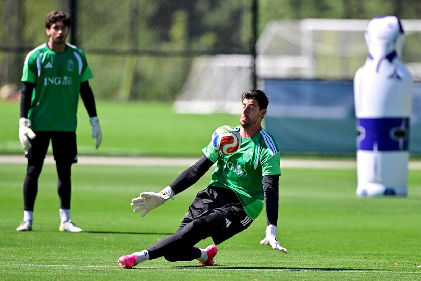 Belgium's goalkeeper Thibaut Courtois pictured during a training of Belgian national soccer team Red Devils in their base camp, home of the Seattle Sounders, Renton, Seattle, USA, on Thursday 11 June 2026. The Red Devils prepare for the 2026 FIFA World Cup. BELGA PHOTO DIRK WAEM