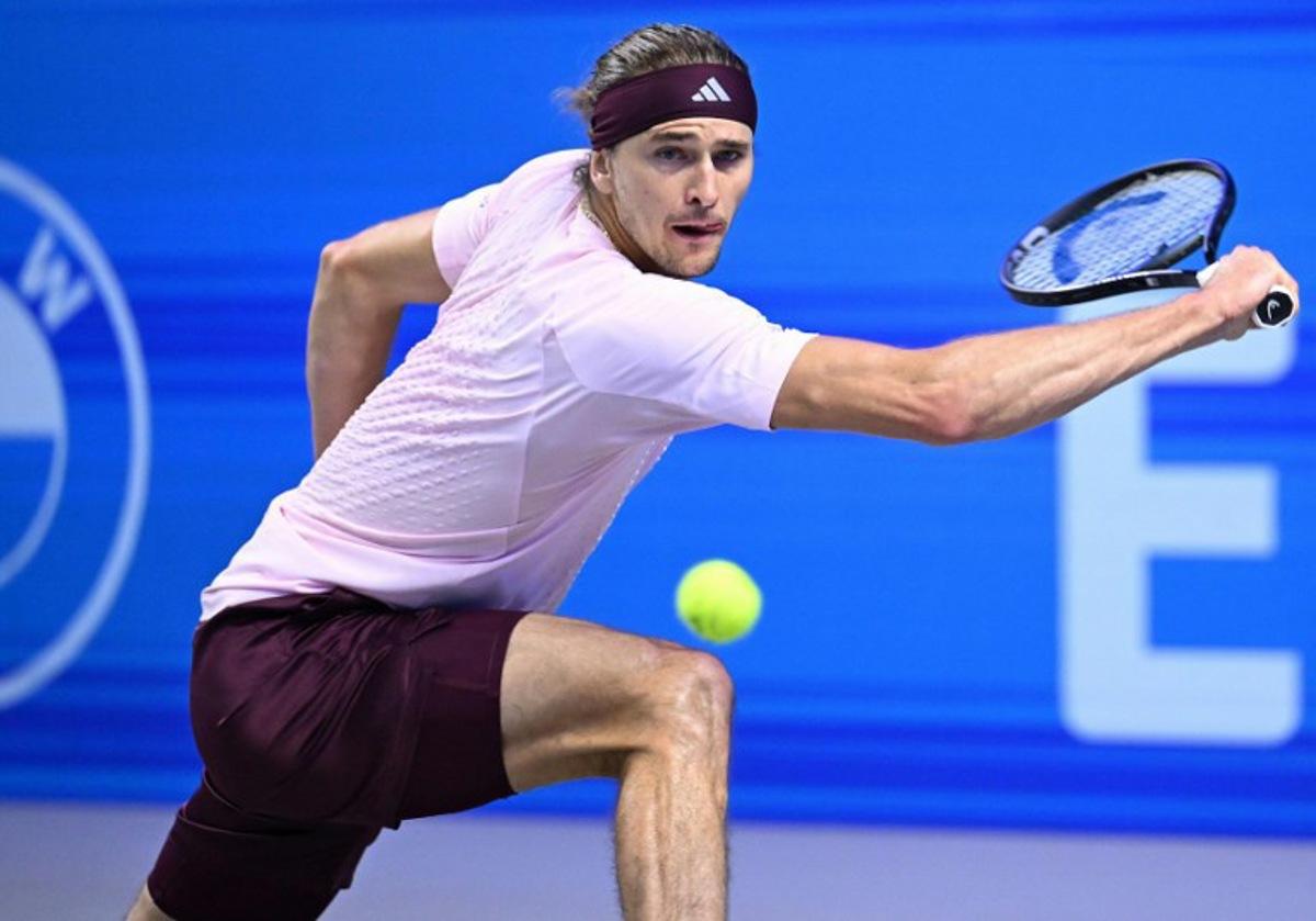 Germany's Alexander Zverev plays the ball to Netherland's Tallon Griekspoor (not pictured) at the Erste Bank Open 2026 ATP 500 tennis tournament in Vienna, Austria, on October 29, 2026.  HELMUT FOHRINGER / APA / AFP