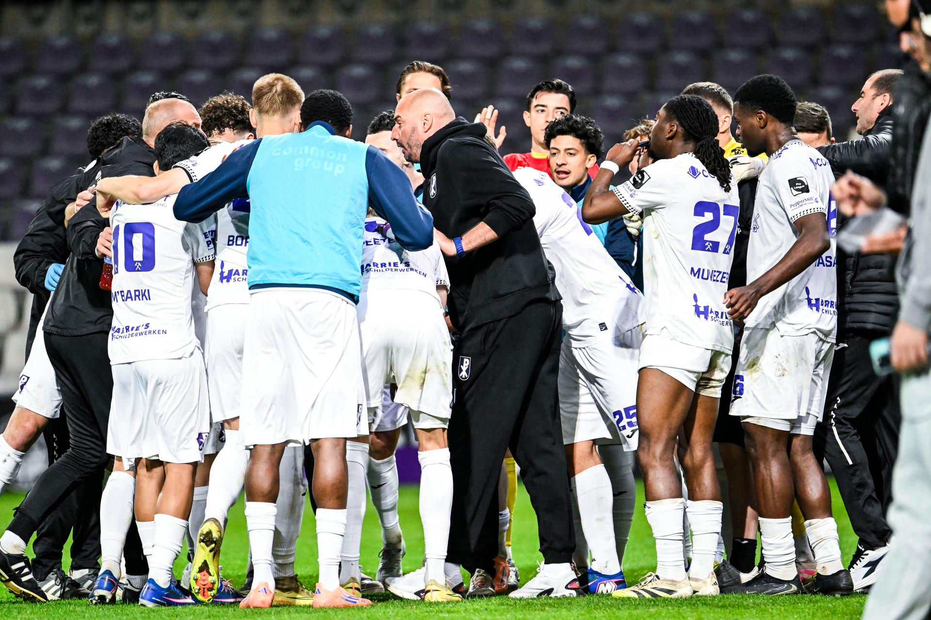 Patro Eisden's players and Patro Eisden's head coach Stijn Stijnen pictured during a soccer game between Beerschot VA and Patro Eisden Maasmechelen, Monday 27 April 2026 in Antwerp, the return leg of the Semi-Finals of the Promotion Play-Offs of the 2025-2026 'Challenger Pro League' 1B second division of the Belgian championship. First leg ended on a draw 1-1. BELGA PHOTO TOM GOYVAERTS