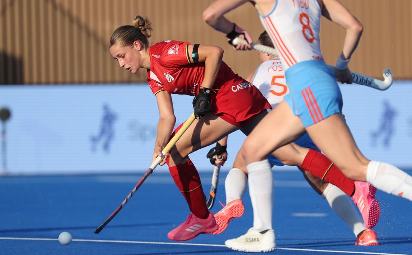 Belgium's Louise Dewaet fights for the ball during a hockey game between Belgian national team Red Panthers and Netherlands, Thursday 25 June 2026 in Wavre, match 14/16 in the group stage of the women's FIH Pro League competition. BELGA PHOTO VIRGINIE LEFOUR