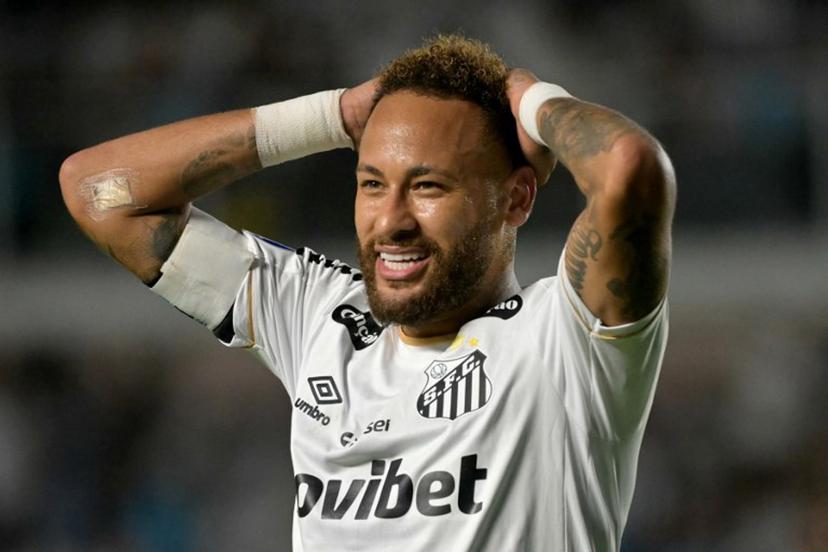 Santos' forward #10 Neymar reacts during the second leg of the Copa Sudamericana knockout round play-off football match between Brazil's Santos and Venezuela's Universidad Central at the Urbano Caldeira stadium, in Santos, state of Sao Paulo, Brazil, on July 28, 2026.  NELSON ALMEIDA / AFP