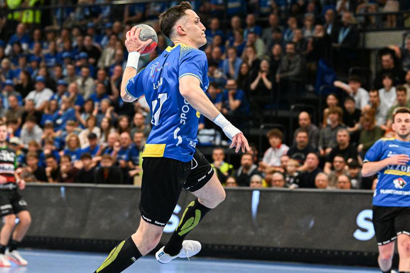 Bocholt's Aleksa Kljajic pictured in action during a handball game between Achilles Bocholt and HUBO Handbal, Saturday 04 April 2026, in Hasselt, the men's final of the Belgian handball cup. BELGA PHOTO JILL DELSAUX