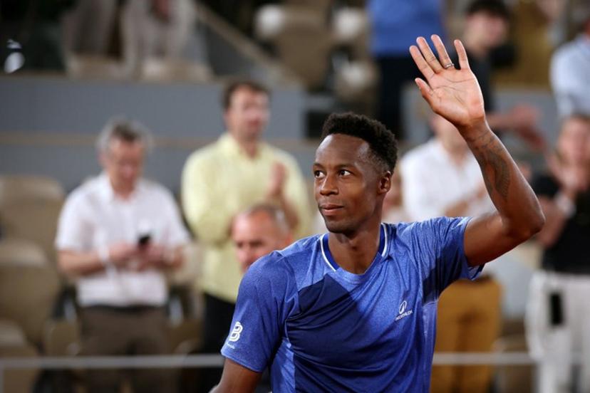 France's Gael Monfils acknowledges the crowd at the end of his men's singles match against France's Hugo Gaston on day 2 of the French Open tennis tournament on Court Philippe-Chatrier at the Roland-Garros Complex in Paris on May 25, 2026.  ALAIN JOCARD / AFP