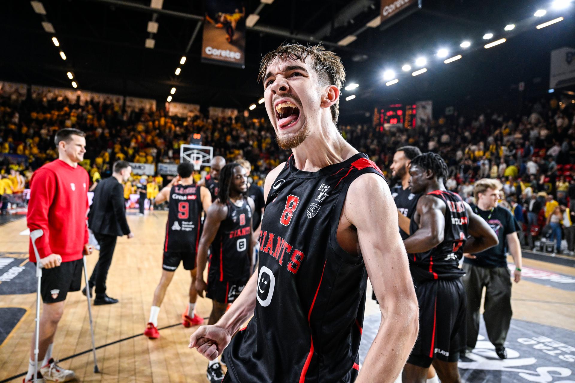 Antwerp's Letto Van Drom celebrates after winning a basketball match between BC Oostende and Antwerp Giants, Thursday 11 June 2026, in Oostende, game 4 (out of 5) in the Playoffs final of the 'BNXT League' Belgian/ Dutch first division basket championship. BELGA PHOTO TOM GOYVAERTS