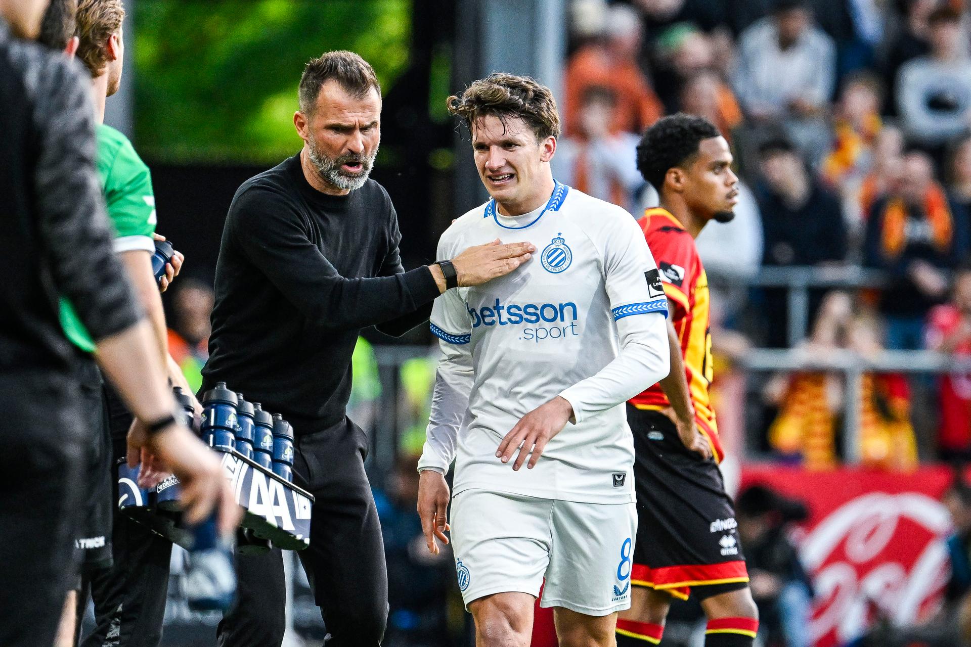 Club's head coach Ivan Leko and Club's Christos Tzolis celebrate after scoring during a soccer match between KV Mechelen and Club Brugge KV, Thursday 21 May 2026 in Mechelen, on the ninth day of the Champion's Play-offs of the 2025-2026 'Jupiler Pro League' first division of the Belgian championship. BELGA PHOTO TOM GOYVAERTS