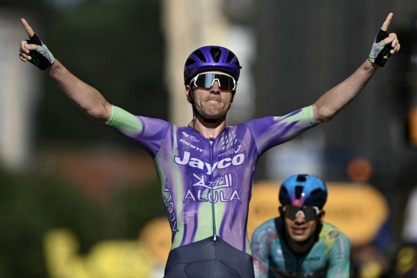 Team Jayco AlUla's Swiss rider Mauro Schmid cycles to the finish line ahead of XDS Astana Team's Colombian rider Harold Tejada (R) to win the 13th stage of the 113th edition of the Tour de France cycling race, 205,8 km between Dole and Belfort in eastern France, on July 17, 2026.  Jeff PACHOUD / AFP