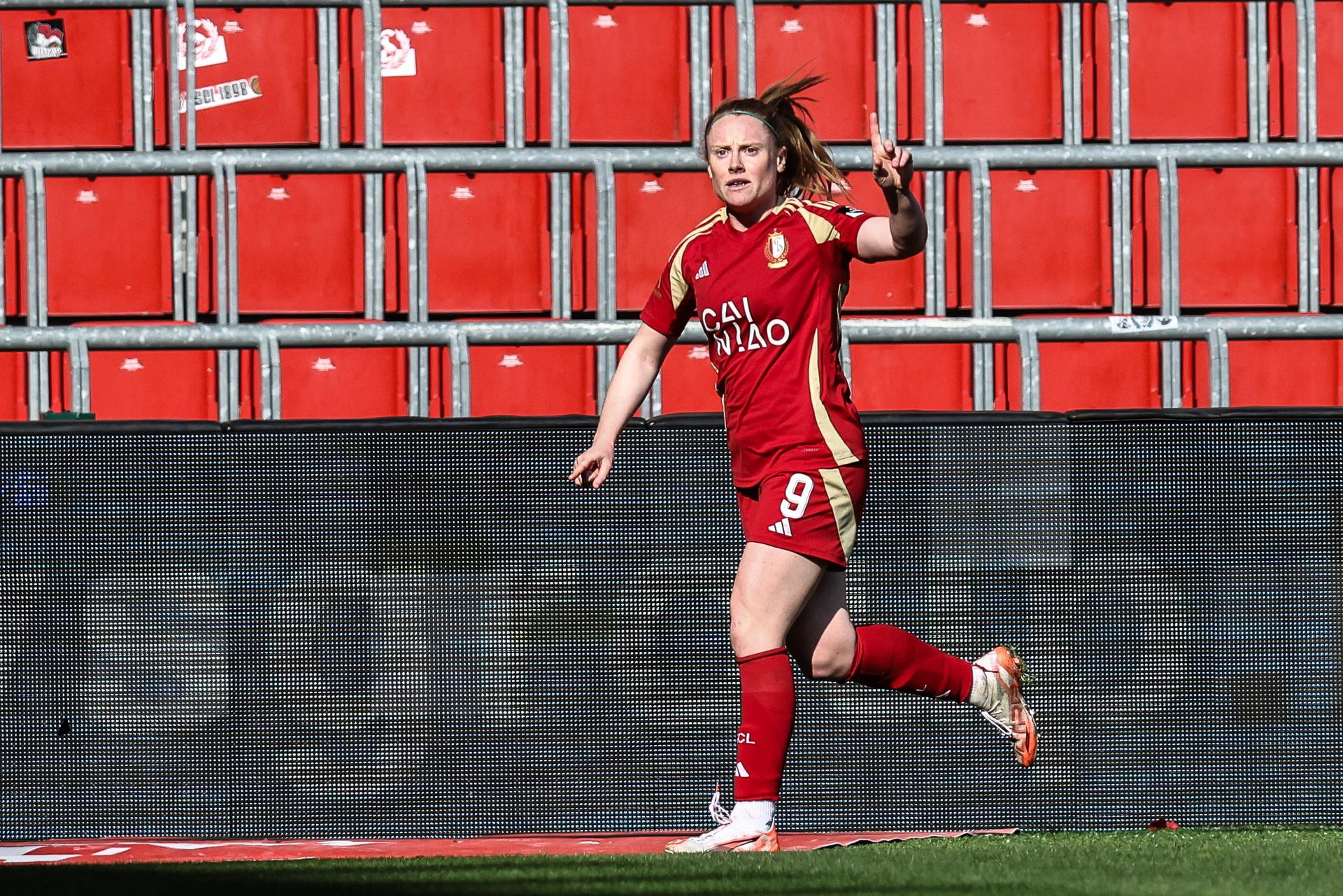 Standard Amber Barrett celebrates after scoring during a female soccer game between Standard Femina and RSCA Women, Saturday 08 March 2025 in Liege, on day 18 of the 2024 - 2025 season of Belgian Lotto Womens Super League. BELGA PHOTO BRUNO FAHY