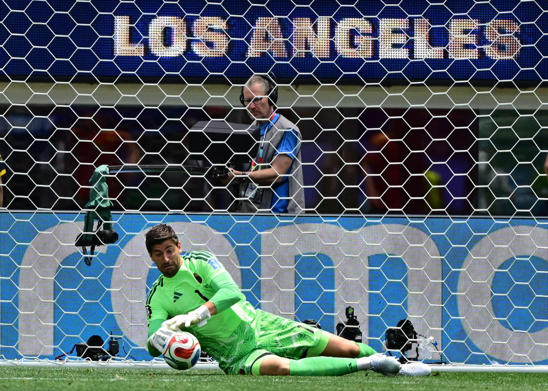 Belgium's goalkeeper Thibaut Courtois pictured in action during a soccer game between Belgian national team Red Devils and Iran, on Sunday 21 June 2026, at the SoFi stadium in Los Angeles, the second game in the group stage of the FIFA World Cup 2026 in the United States of America. The Diables Rouges - Rode Duivels were drawn into Group G. BELGA PHOTO DIRK WAEM
