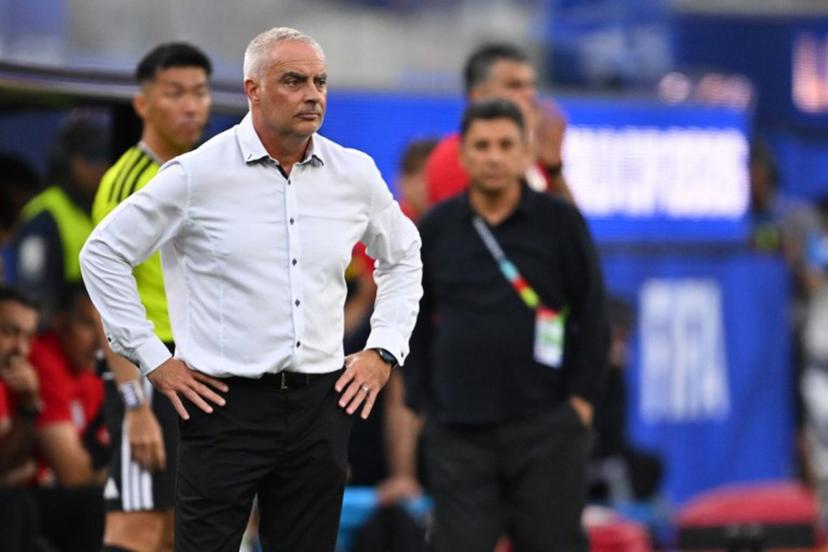 New Zealand's head coach Darren Bazeley watches his players from the touchline during the 2026 World Cup Group G football match between Iran and New Zealand at Los Angeles Stadium in Inglewood on June 15, 2026.   Patrick T. Fallon / AFP