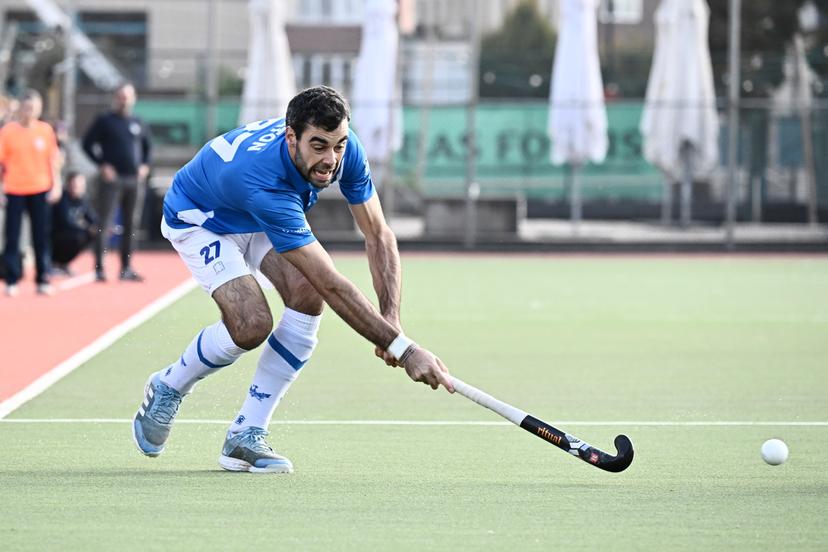Uccle's Lewis Eaton pictured in action during a hockey game between Uccle Sport and Namur, Sunday 27 October 2024 in Brussels, on day 8 of the Belgian first division hockey championship. BELGA PHOTO MAARTEN STRAETEMANS