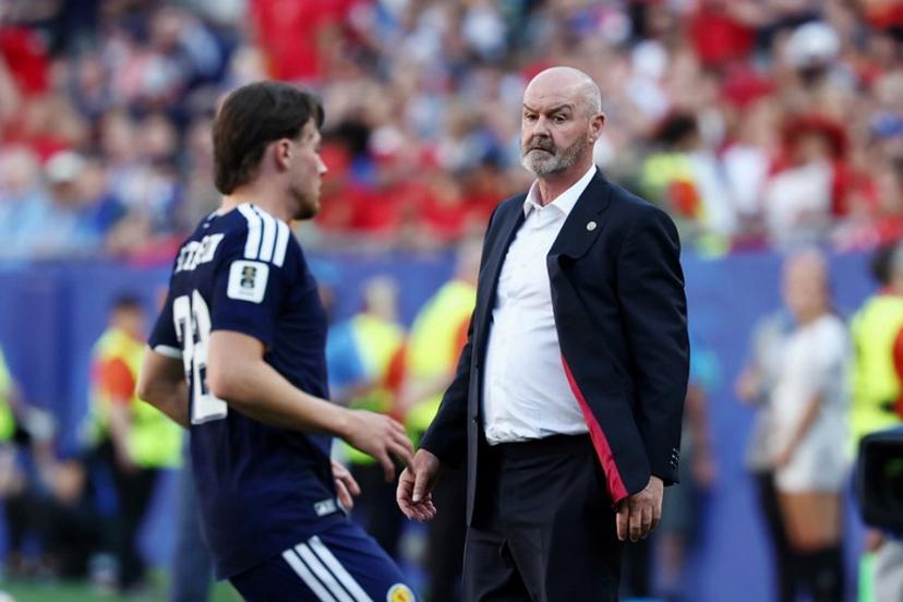 Scotland's head coach Steve Clarke gestures during the 2026 World Cup Group C football match between Scotland and Morocco at the Boston Stadium in Foxborough on June 19, 2026.   FRANCK FIFE / AFP