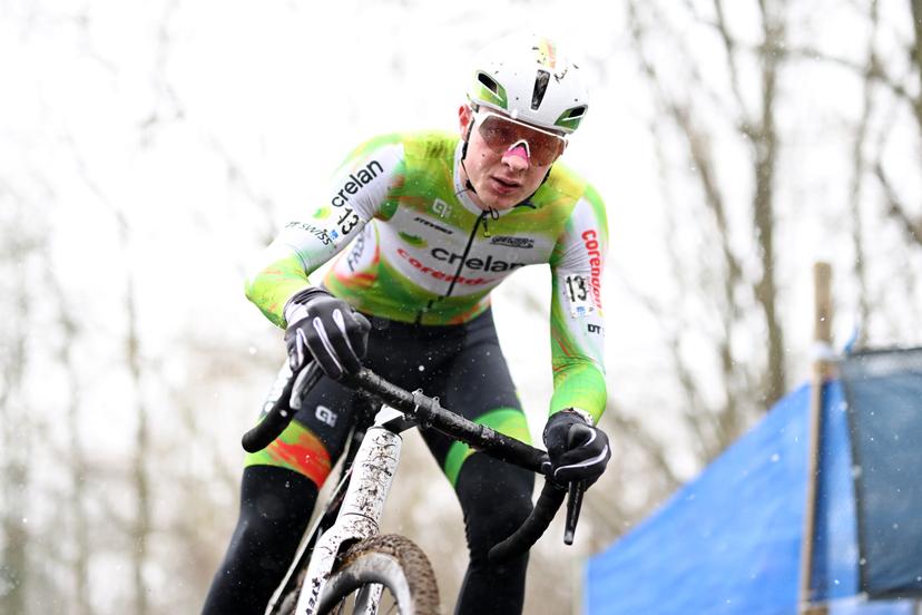Belgian Toon Vandebosch pictured in action during the men elite race of the 'Brussels Universities' cyclocross cycling event, stage 8/8 in the 'X20 Badkamers Trofee' competition, Sunday 15 February 2026 in Brussels, Belgium. BELGA PHOTO MAARTEN STRAETEMANS