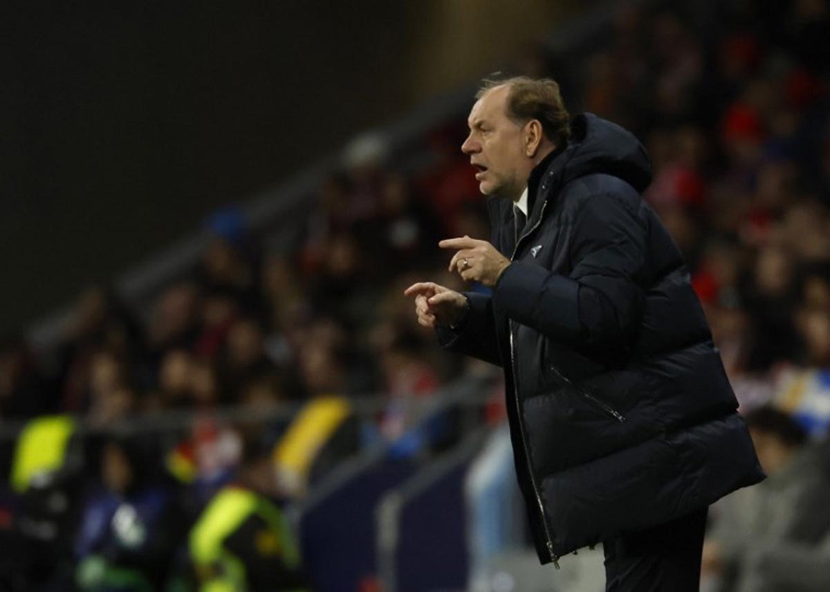 Slovan Bratislava's Slovak coach Vladimir Weiss reacts during the UEFA Champions League, league phase football match between Club Atletico de Madrid and Slovan Bratislava at the Metropolitano stadium in Madrid on December 11, 2024.   Pierre-Philippe MARCOU / AFP