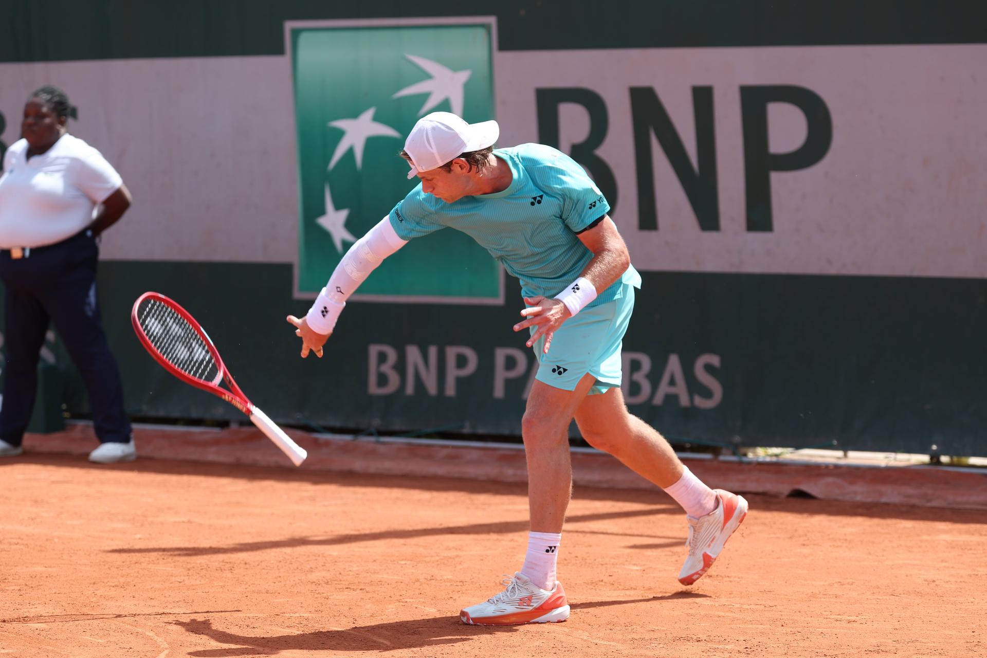 Belgian Zizou Bergs reacts during a first round match in the men's singles between Czech Machak and Belgian at the Roland Garros French Open tennis tournament, in Paris, France, Sunday 24 May 2026. This year's tournament takes place from 18 May to 07 June. BELGA PHOTO VIRGINIE LEFOUR
