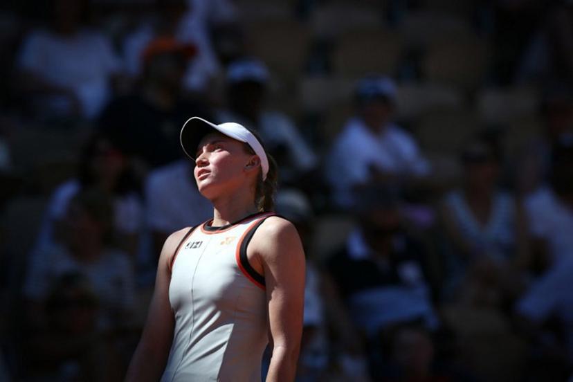 Kazakhstan's Elena Rybakina reacts to a point against Ukraine's Yuliia Starodubtseva during their women's singles match on day 4 of the French Open tennis tournament on Court Suzanne-Lenglen at the Roland-Garros Complex in Paris on May 27, 2026.  ALAIN JOCARD / AFP